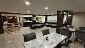 Aspen Cafe At Aspen suites hotel sukhumvit 2 bangkok